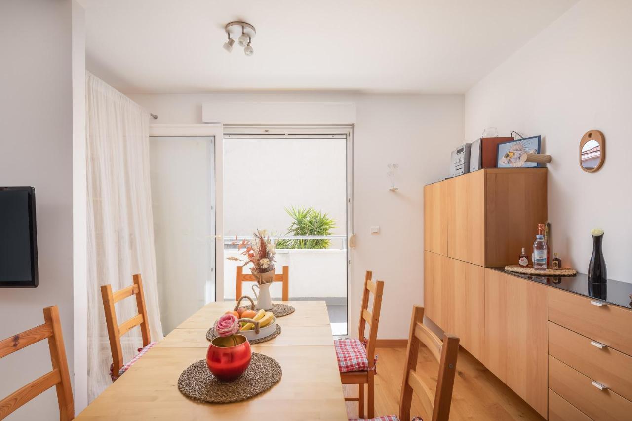 Modern Apt With Terrace 4 Min Walk To The Beach Split Eksteriør bilde