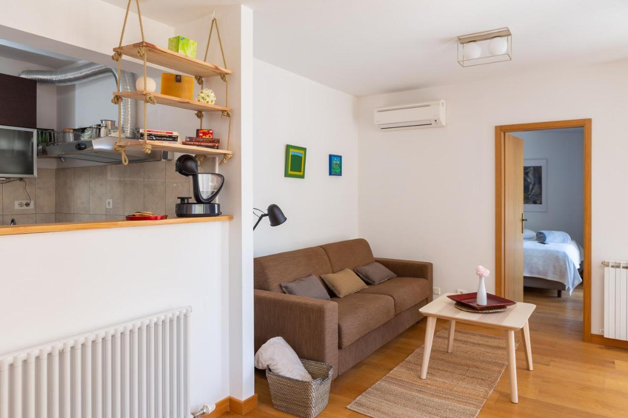 Modern Apt With Terrace 4 Min Walk To The Beach Split Eksteriør bilde