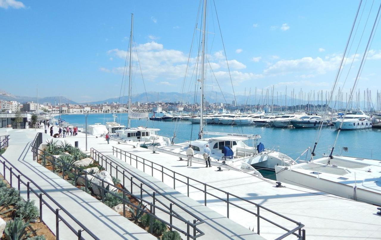 Modern Apt With Terrace 4 Min Walk To The Beach Split Eksteriør bilde